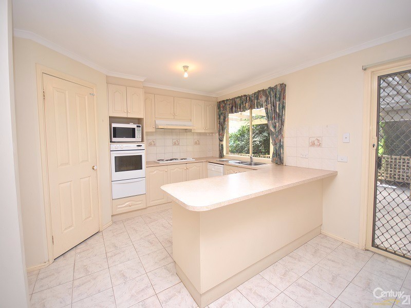 40 Ryan Road, Pakenham VIC 3810