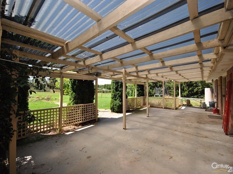 40 Ryan Road, Pakenham VIC 3810