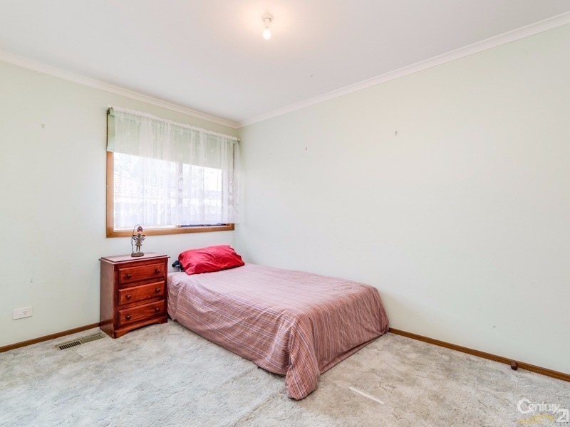 5 Jasmine Court, Cranbourne North VIC 3977