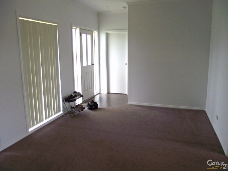 7 Amberley Drive, Pakenham VIC 3810