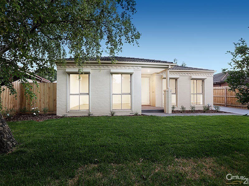1/14 Greenlaw Crescent, Berwick VIC 3806
