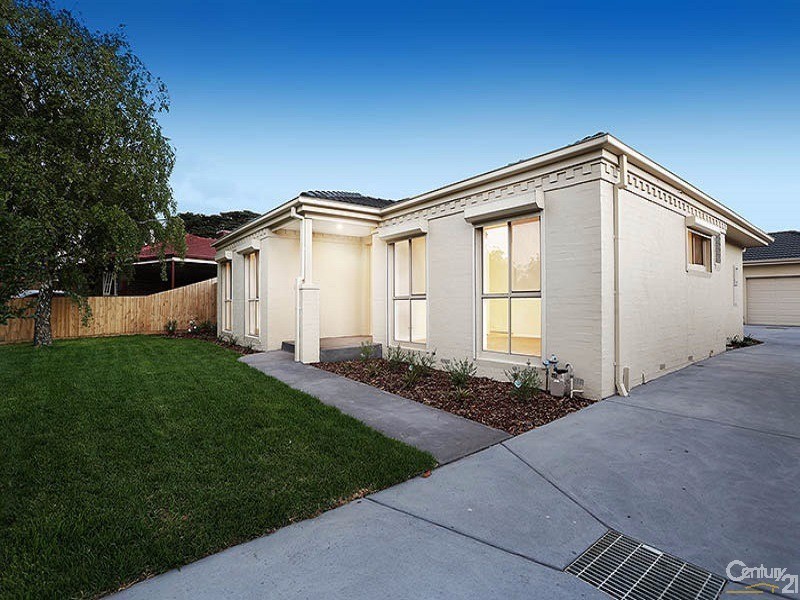 1/14 Greenlaw Crescent, Berwick VIC 3806