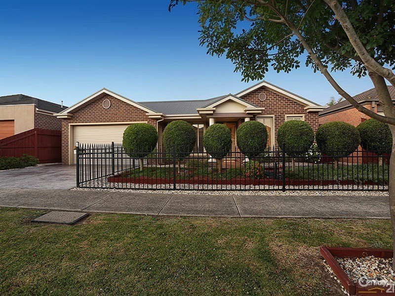 8 Cherrywood Way, Narre Warren South VIC 3805