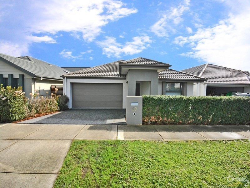 39 Meridian Circuit, Berwick VIC 3806