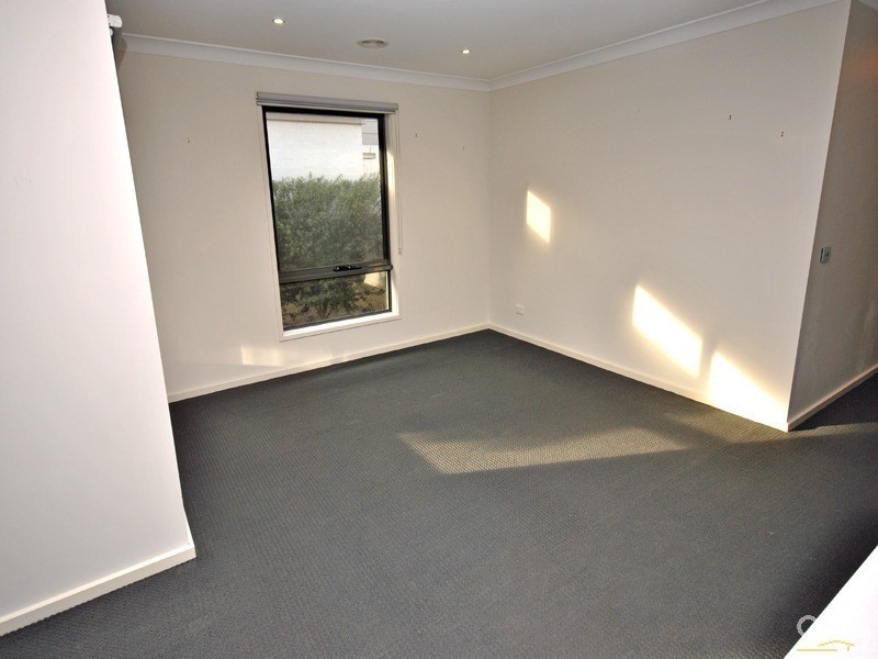 39 Meridian Circuit, Berwick VIC 3806