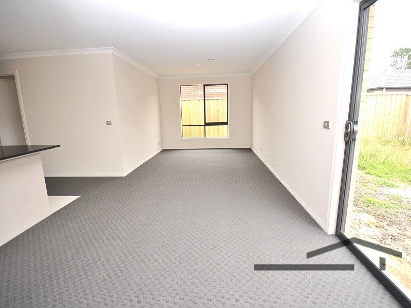 5 Lincoln Avenue, Officer VIC 3809