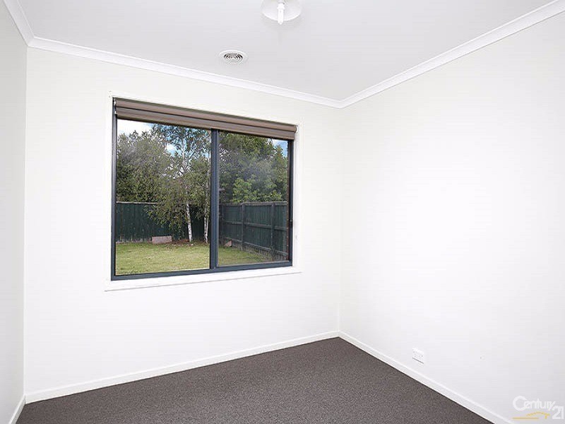 76 Harrington Drive, Narre Warren South VIC 3805