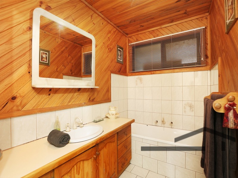 10 Melrose Court, Berwick VIC 3806