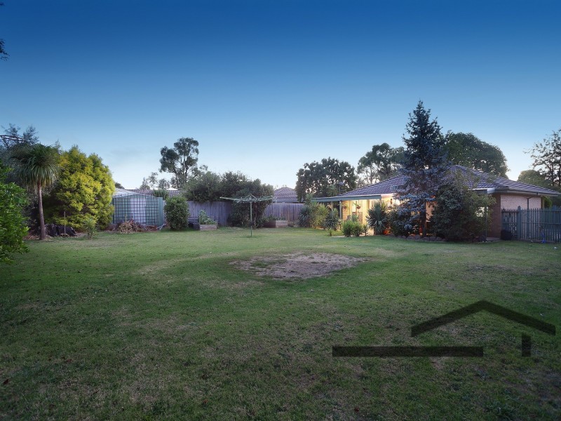 10 Melrose Court, Berwick VIC 3806