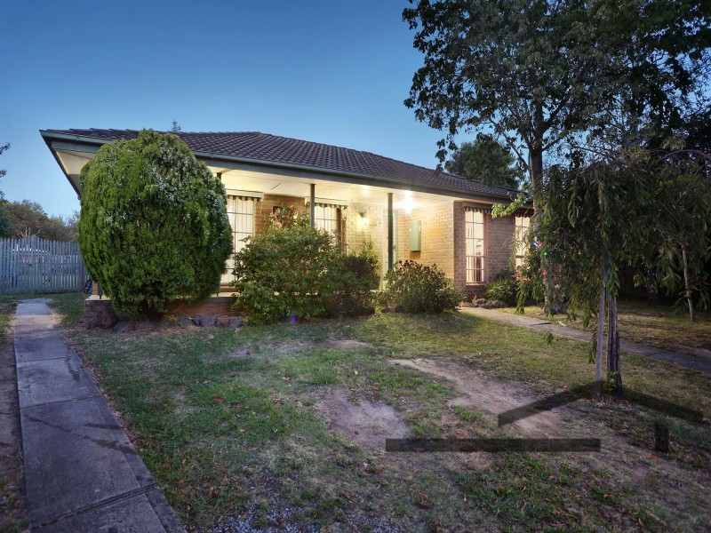 10 Melrose Court, Berwick VIC 3806