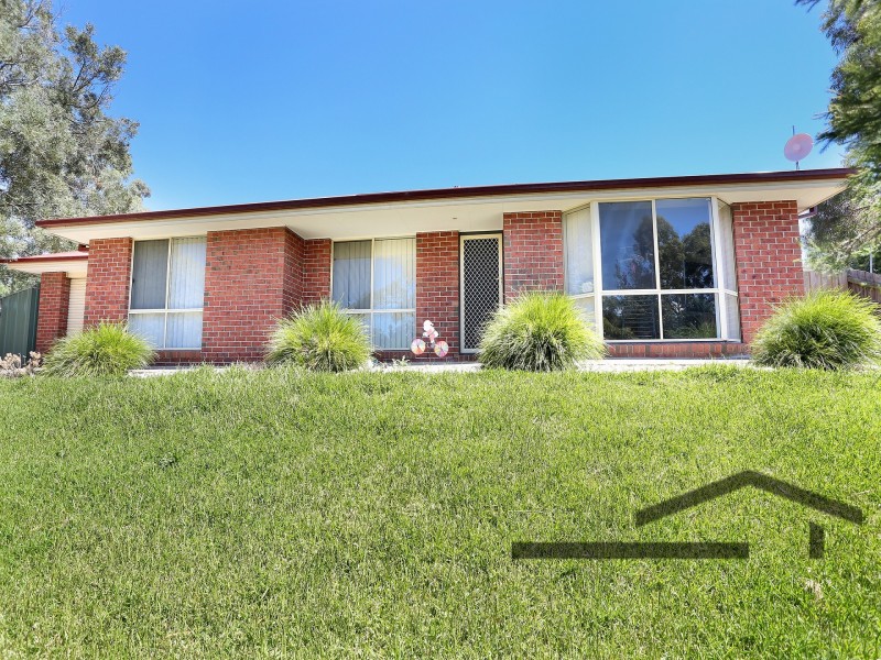9 Calway Street, Drouin VIC 3818