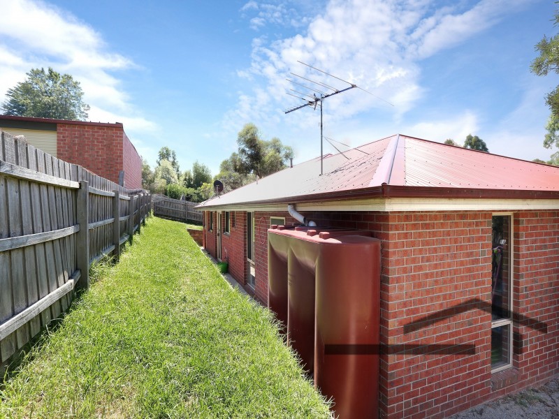 9 Calway Street, Drouin VIC 3818