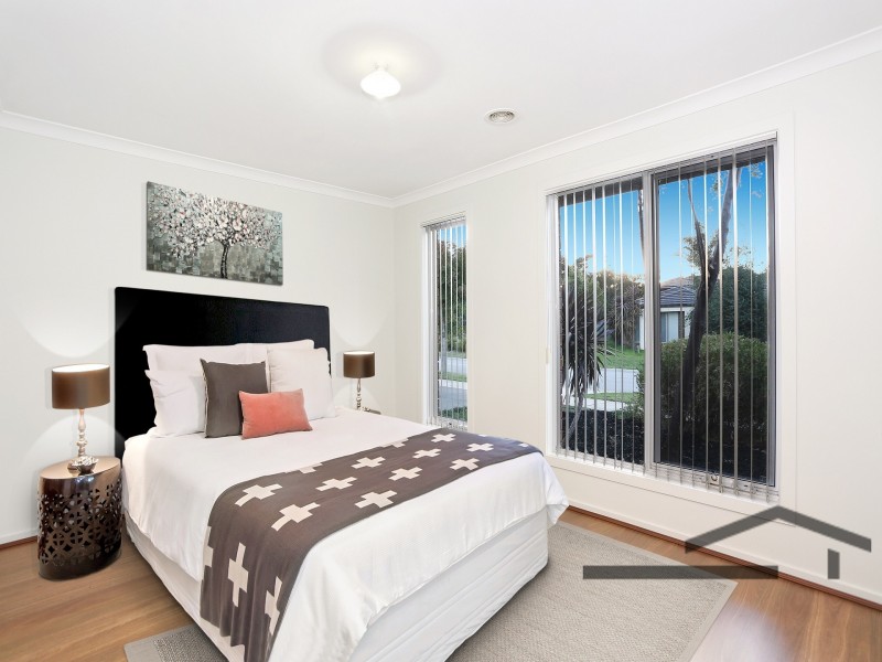 60 Kosta Boda Boulevard, Pakenham VIC 3810