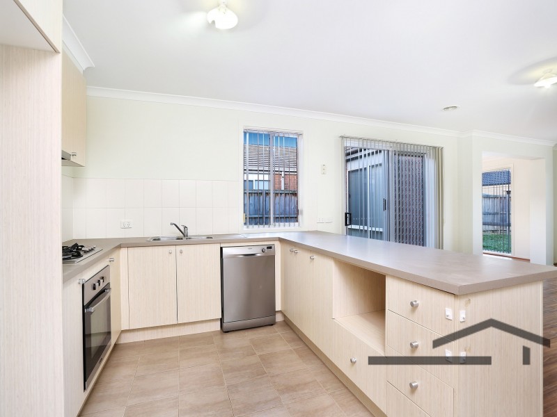 60 Kosta Boda Boulevard, Pakenham VIC 3810