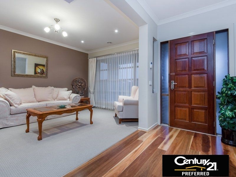 18 Stanhope Avenue, Berwick VIC 3806