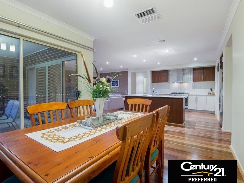 18 Stanhope Avenue, Berwick VIC 3806