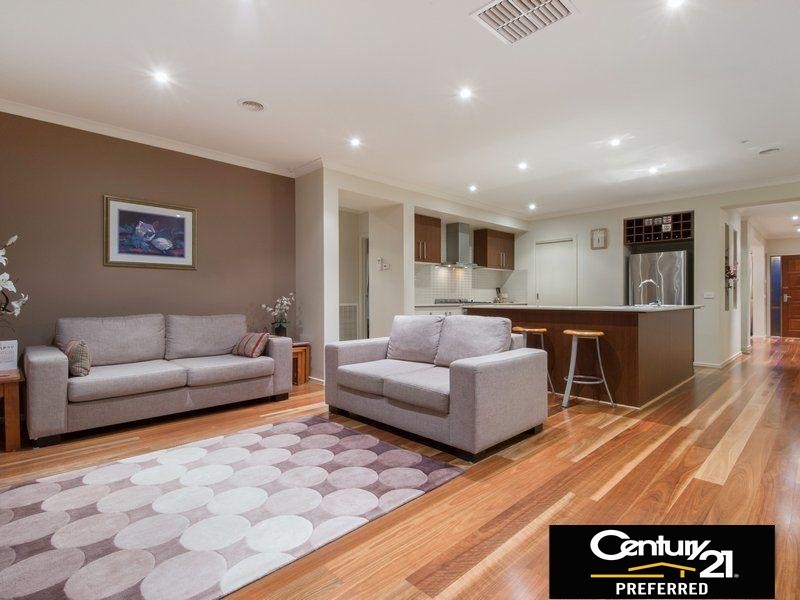 18 Stanhope Avenue, Berwick VIC 3806