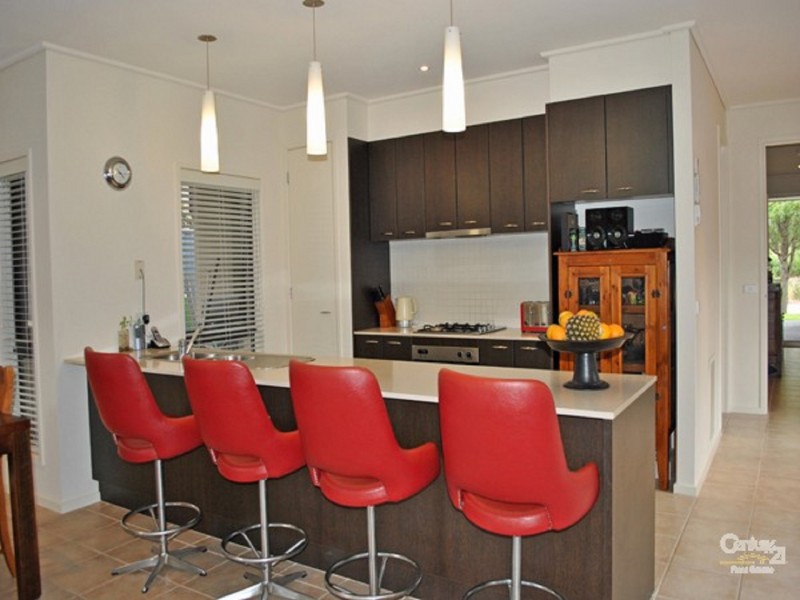 11 Greenhaven Terrace, Berwick VIC 3806