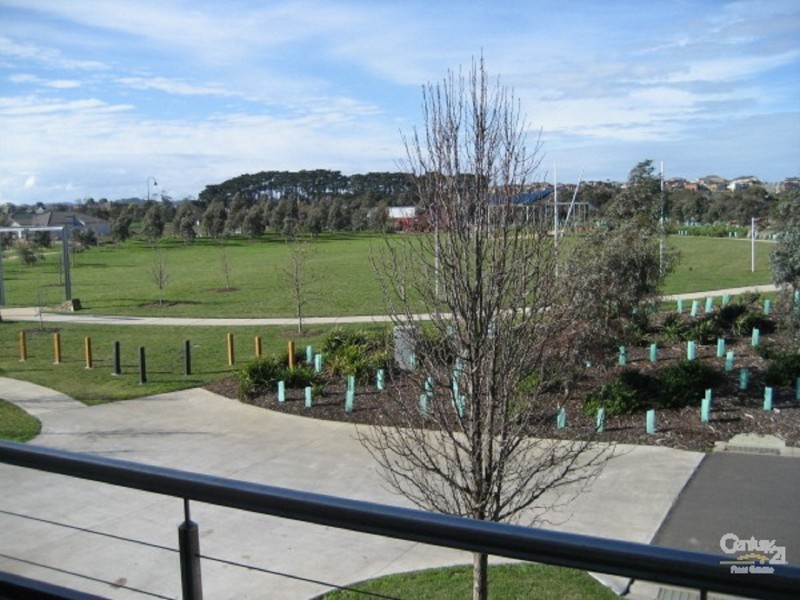 11 Greenhaven Terrace, Berwick VIC 3806