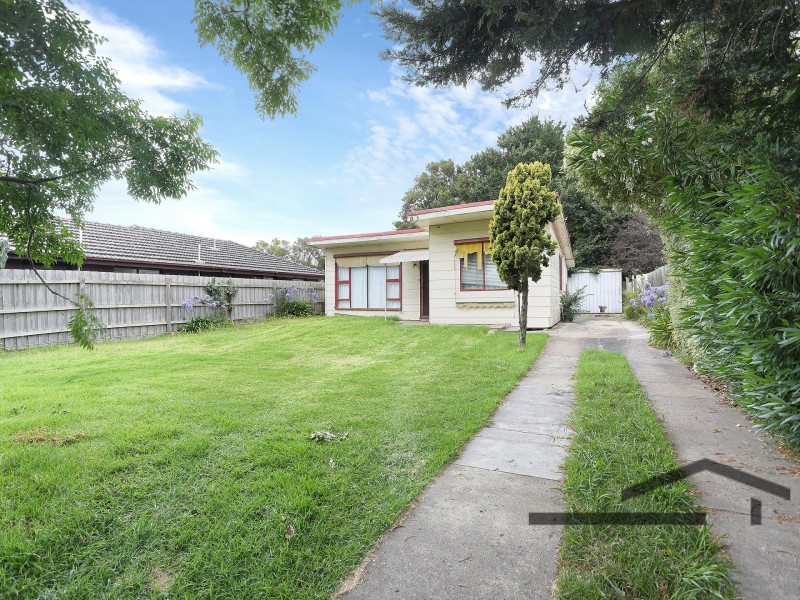 14 Scott Street, Cranbourne VIC 3977