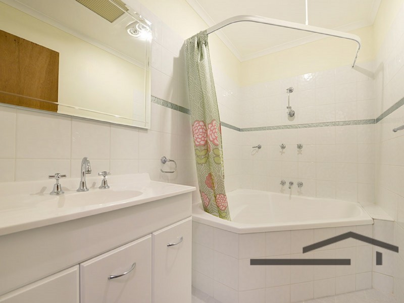 42 Kays Avenue, Hallam VIC 3803