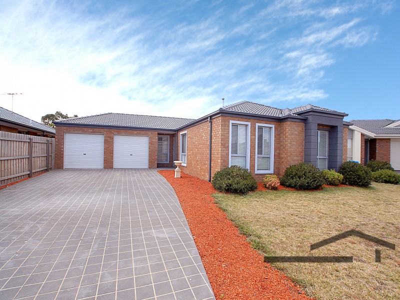 5 Chin Court, Berwick VIC 3806