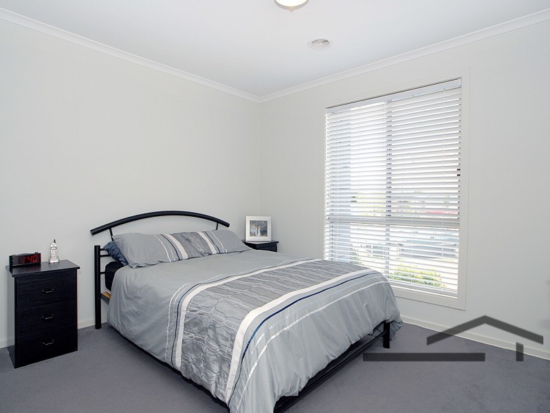 5 Chin Court, Berwick VIC 3806