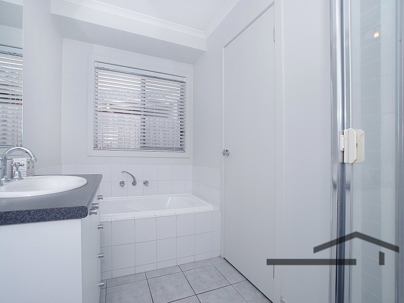 5 Chin Court, Berwick VIC 3806