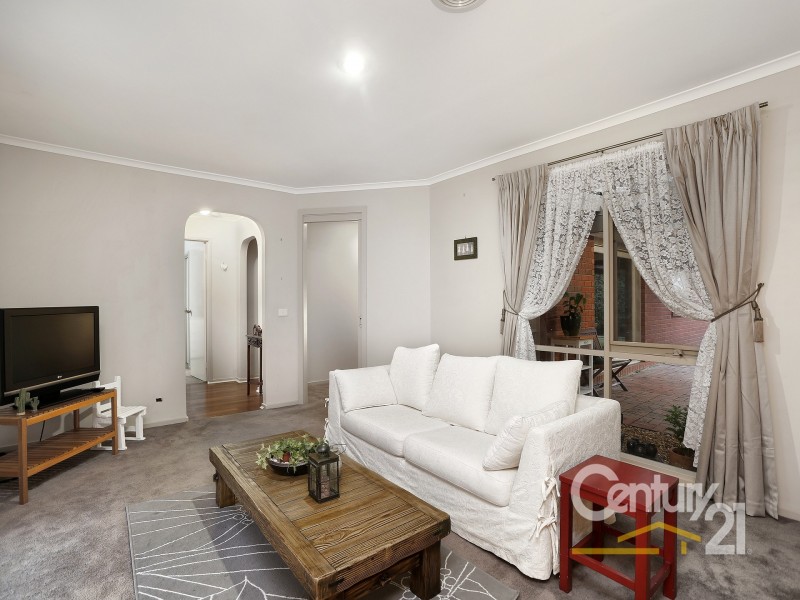 5 Hall Court, Berwick VIC 3806