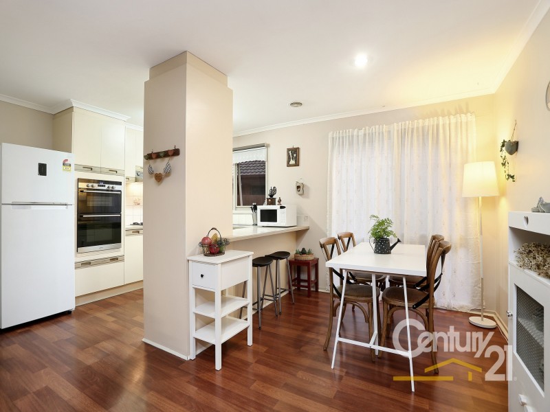 5 Hall Court, Berwick VIC 3806