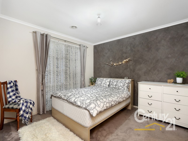 5 Hall Court, Berwick VIC 3806