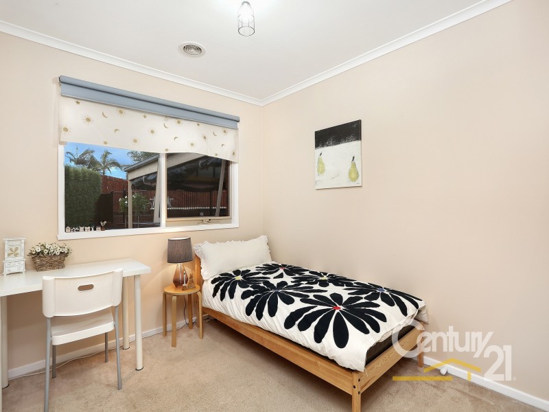 5 Hall Court, Berwick VIC 3806