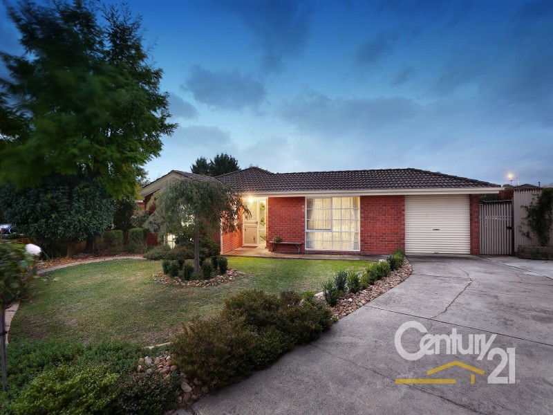 5 Hall Court, Berwick VIC 3806