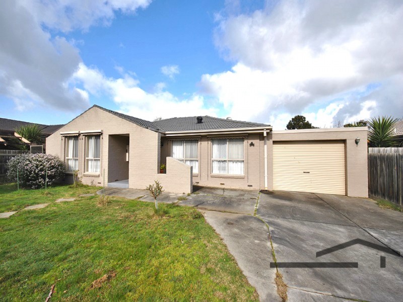 10 Millsywn Avenue, Hampton Park VIC 3976