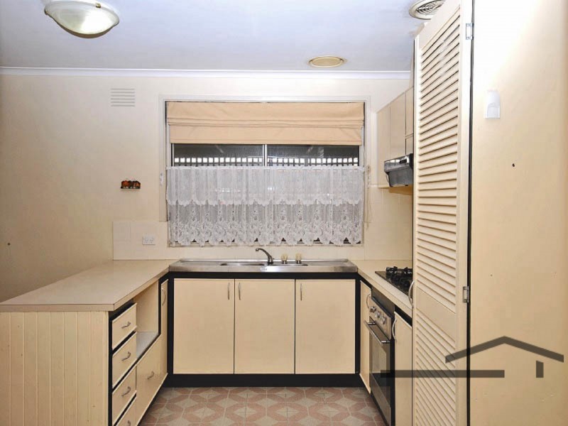 10 Millsywn Avenue, Hampton Park VIC 3976