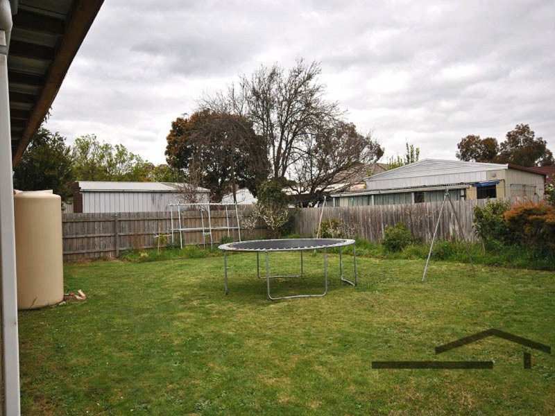 10 Millsywn Avenue, Hampton Park VIC 3976