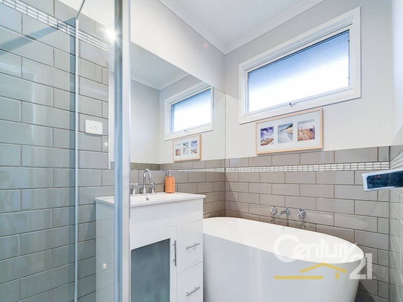 12 Sharpe Court, Berwick VIC 3806