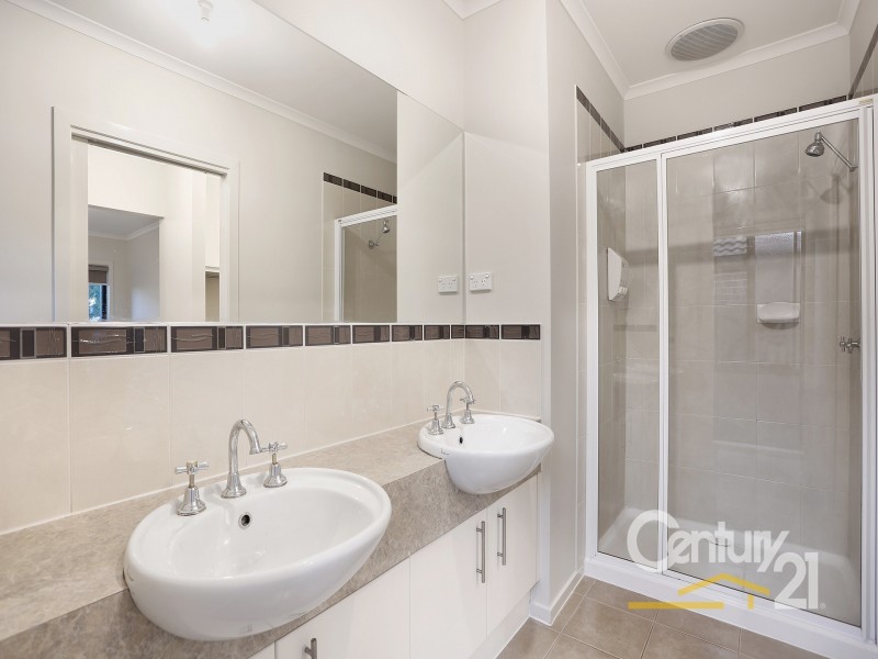 5 Dargo Close, Narre Warren VIC 3805