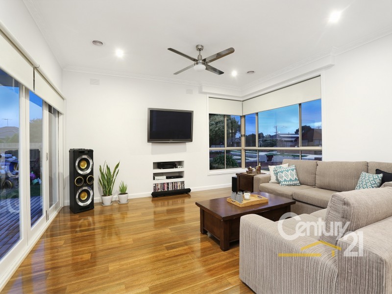 113 Fordholm Road, Hampton Park VIC 3976