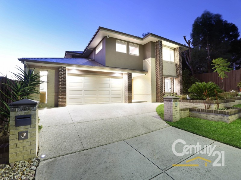 32 Bushlark Court, Berwick VIC 3806