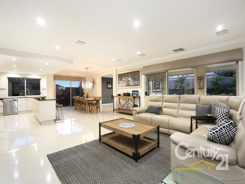 32 Bushlark Court, Berwick VIC 3806