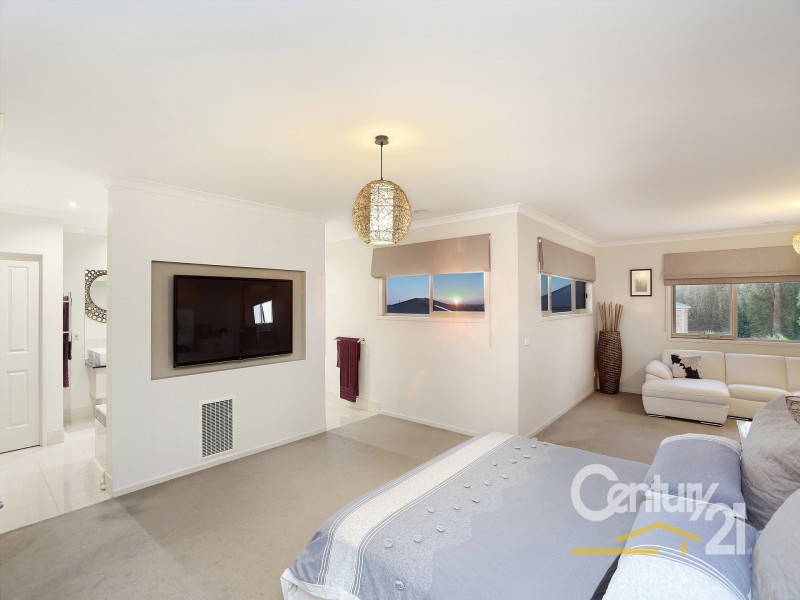 32 Bushlark Court, Berwick VIC 3806