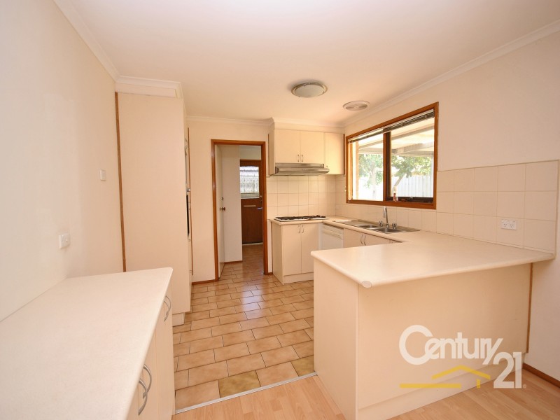 23 Greenleaf Court, Keysborough VIC 3173