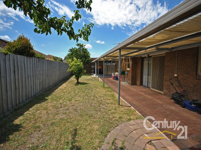 23 Greenleaf Court, Keysborough VIC 3173