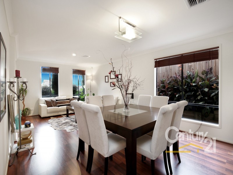 4 Azure Place, Narre Warren South VIC 3805