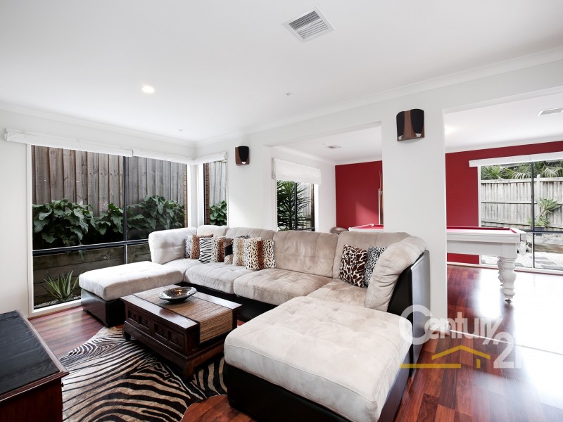 4 Azure Place, Narre Warren South VIC 3805