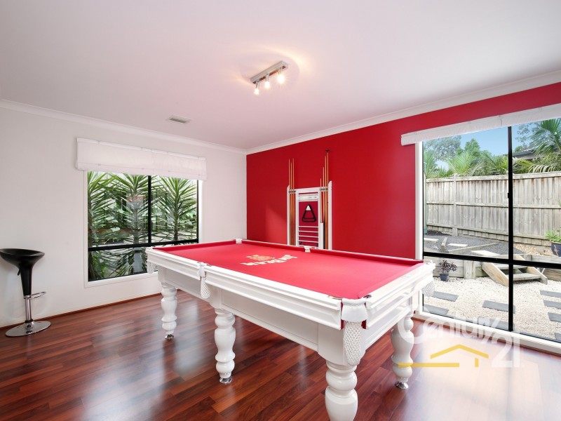 4 Azure Place, Narre Warren South VIC 3805