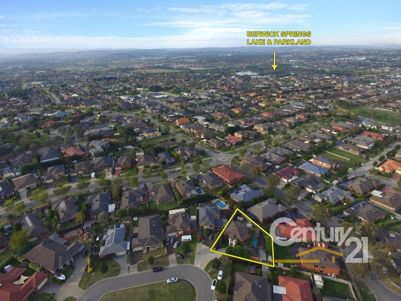 4 Azure Place, Narre Warren South VIC 3805