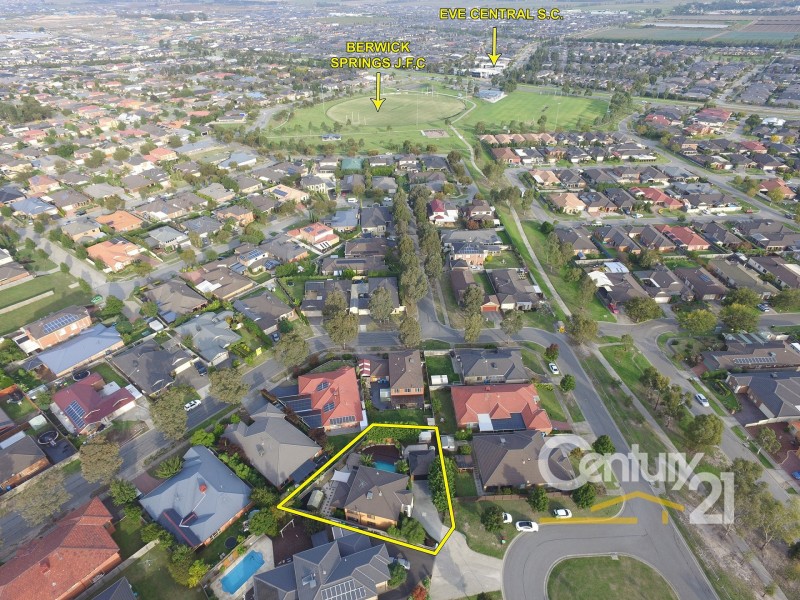 4 Azure Place, Narre Warren South VIC 3805