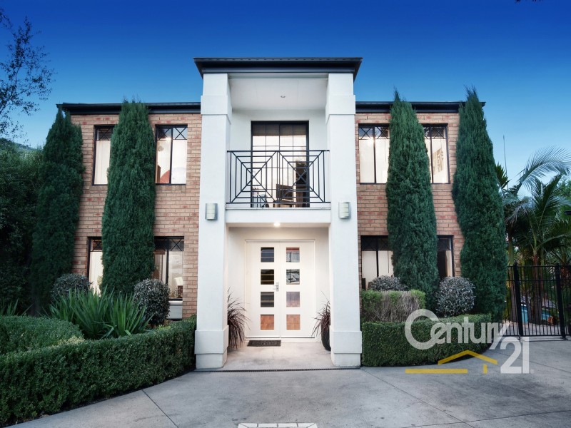 4 Azure Place, Narre Warren South VIC 3805